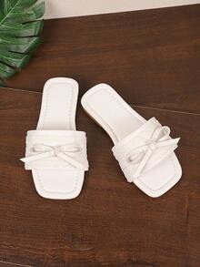1 Pair Small Size White Bow Square Toe Slide Sandals, Open Toe Soft Sole Anti-Slip Slip-On Design, Fashion Minimalist Beach Flip Flops, Suitable For Female Students Daily School, Outings, Vacation, Spring/Summer New Style - Beige - View 7