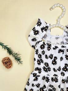 1pc Pink Daisy Flutter Sleeve Pastoral Style Doll Dress For Pets Cats And Dogs - Black and White - View 7