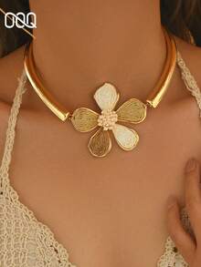 OOQ 1pc Casual Minimalist Raffia Straw Woven Flower Pendant Necklace Choker, Elegant Fashion Versatile Women's Jewelry Accessory, Suitable For Daily Wear, Gift For Best Friend (Handmade Raffia Straw Weaving, Random Direction And Shape) - Mixed Coffee Color - View 4