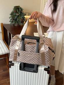New Fashionable Travel Bag With Jacquard Pattern, Minimalist Niche Design, Stylish And Popular, Suitable For Short Trips, Fitness, With Spliced Color Blocks, Large Capacity, Versatile - Red - View 10