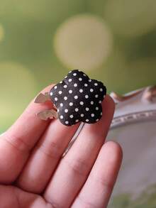 1PC/2PCS Elegant Black Polka Dots Flower Button Covers, Shirts Button Cover Clip On Button Covers Fashion Crystal Cufflinks Cover - Black - View 6
