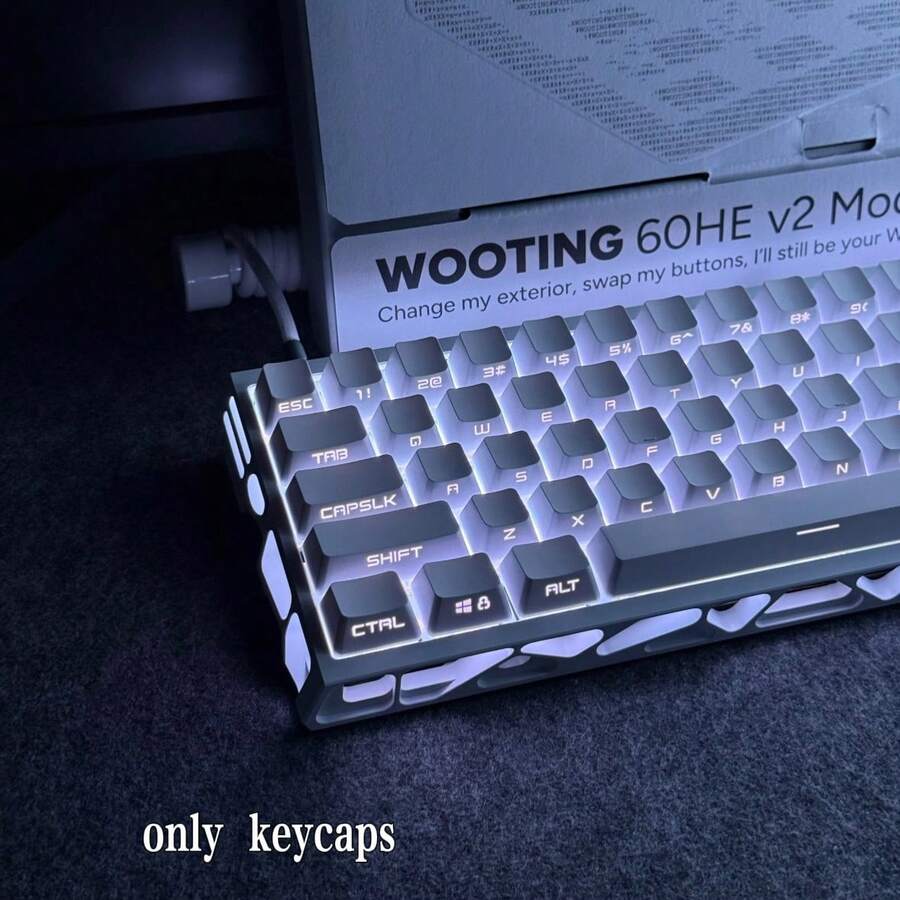 132 Keys Pure White Side-Printed Keycaps, PBT Material, Cherry Height, Minimalist Style, Compatible With Cherry/Gateron MX Switches, High Quality, Wear-Resistant, Non-Fading, Non-Oily