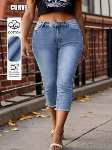 Plus Size Comfortable Skinny Mid-Calf Denim Jeans With Pockets, Zipper And Button Closure Casual Spring - Light Wash - View 3