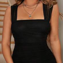 Vestido negro ajustado de tirantes con ribete de volantes en la falda y abertura en la Bottom de malla para verano - Rosa Fucsia - Ver 5