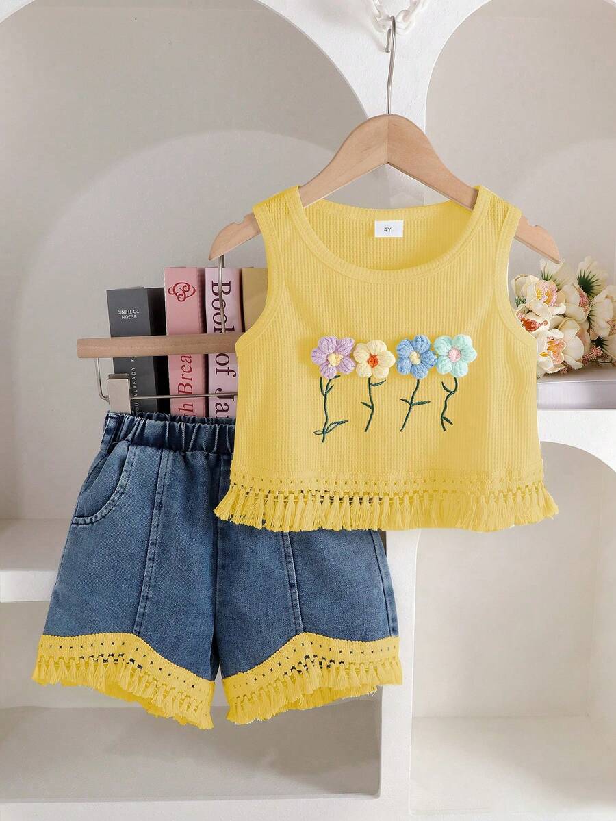 Young Girl 2pcs Set: Embroidered Floral Waffle Texture Sleeveless Top With Tassel Trim & Tassel Trim Shorts, Suitable For Summer Outings, Vacation, Daily Wear, School, Gatherings - Yellow - View 1