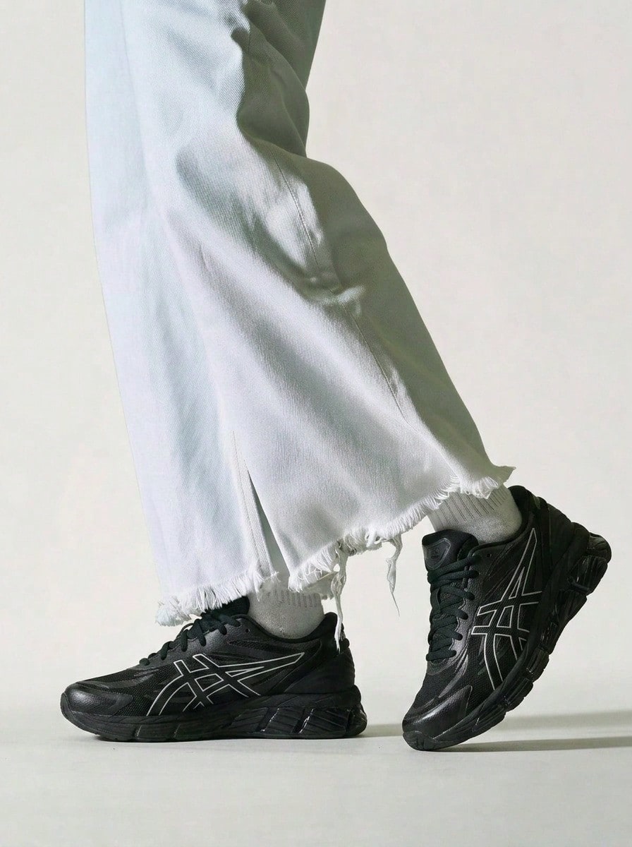 Asics Gel-Quantum 360 VIII Unisex Sneakers Black 1203A305 - 黑色 - 查看 1