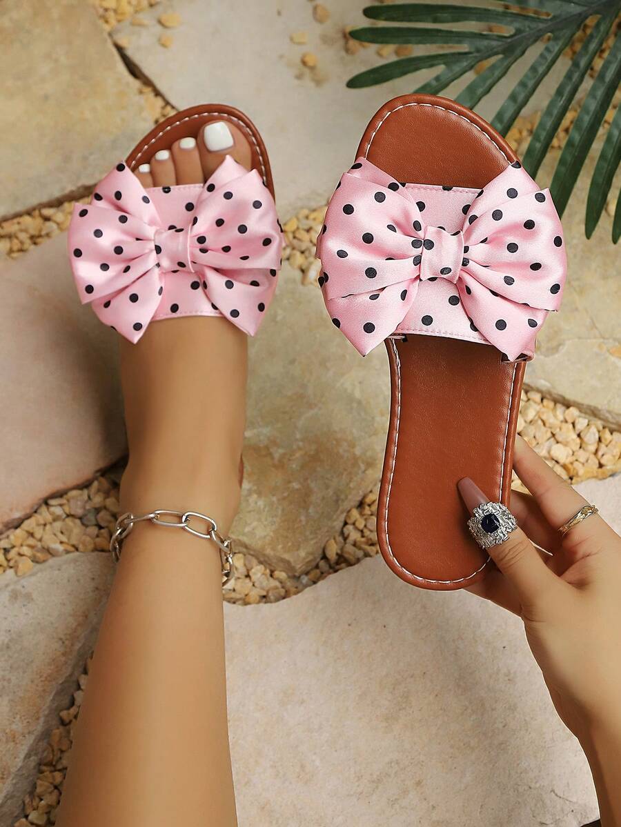 Sandales pour femmes style européen et américain avec décoration de grand nœud à pois, pois roses, mode d'été polyvalente décontractée plate pour la maison, les vacances et la plage - Rose pâle - Voir 1