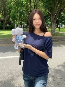 純色短袖露肩寬鬆上衣，輕量透氣休閒夏季上衣 - 深藍色 - 查看 5