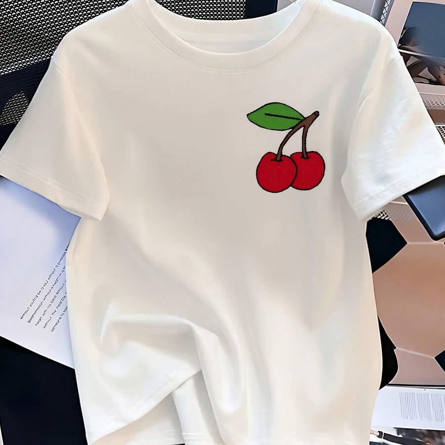 Camiseta informal de manga corta para mujer con pecho izquierdo, cuello redondo con estampado de cereza roja para atuendo informal, ropa de vacaciones de verano para mujer - Multicolor - Ver 1