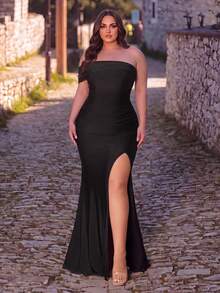 Women's Plus Off-The-Shoulder Mermaid Gown, High Slit, Perfect For Weddings, Gala Dinners, Formal Receptions, Upscale Gatherings - Black - View 4