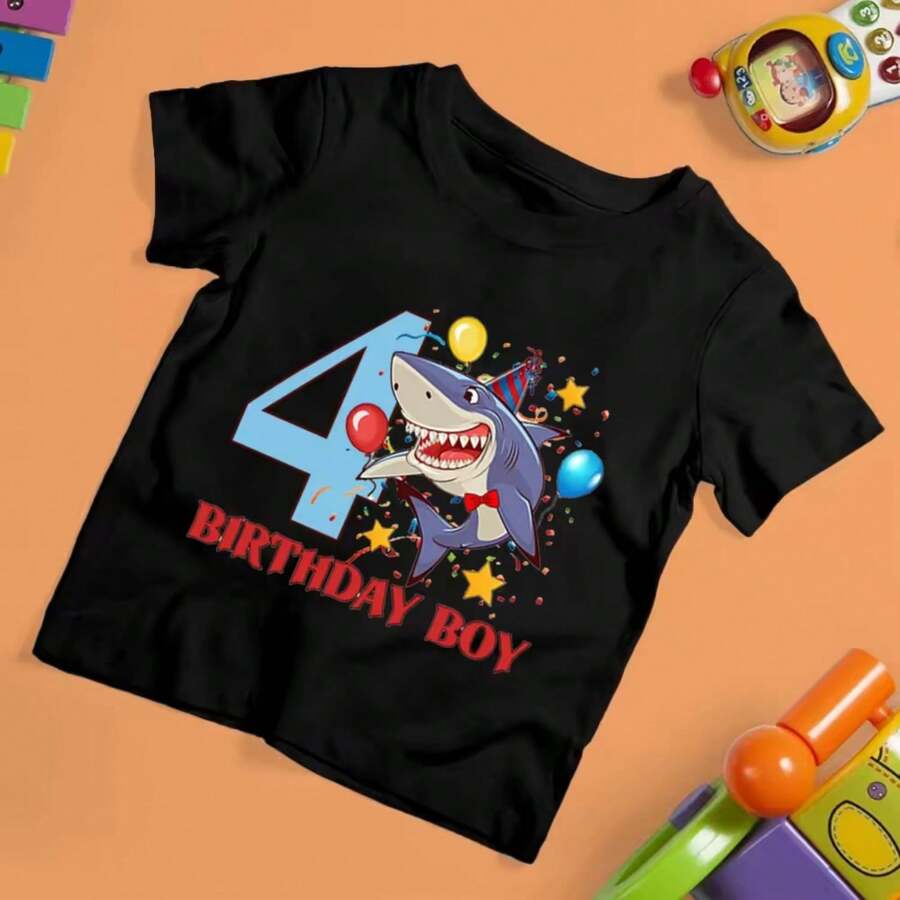 Conjunto de cumpleaños infantil con estampado de tiburones Camisetas de cumpleaños con números del 1 al 9 Camisetas para niños con temática de tiburones Camiseta de manga corta para niños - Negro - Ver 1