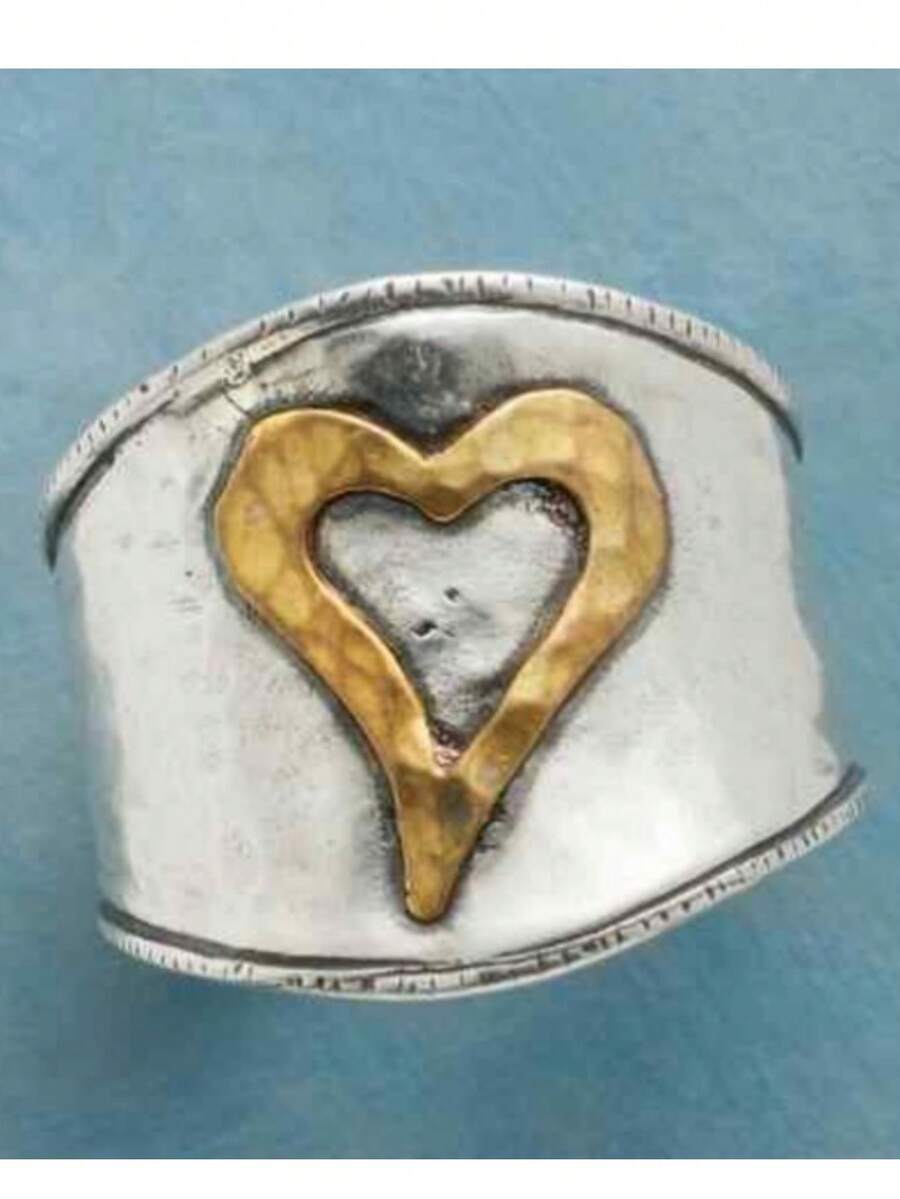 Women's Fashion Wide Band Ring, Handmade Hammered Texture, Two-Tone Heart Design, Eye-Catching, Versatile Daily Gift Accessory - Two-color - View 1