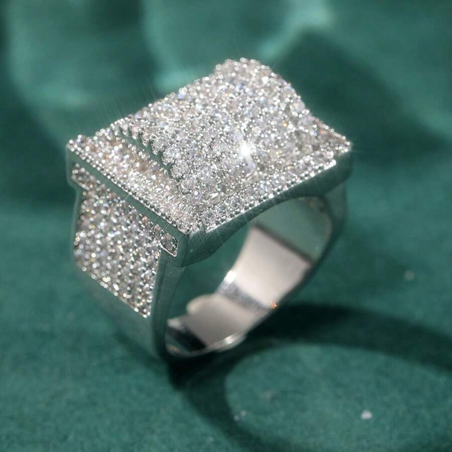 Luxurious Square Ring, Inlaid With Synthetic Rubies, A Fashionable Jewelry Piece Suitable For Both Men And Women, Perfect For Wearing At Wedding Banquets. - Silver - View 1