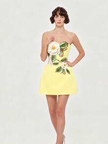 Chic Women's Yellow Sleeveless A-Line Mini Dress, Featuring Strapless Neckline And Exquisite 3D Rose Details, Perfect For Fashionable Parties - Màu vàng - Xem 3