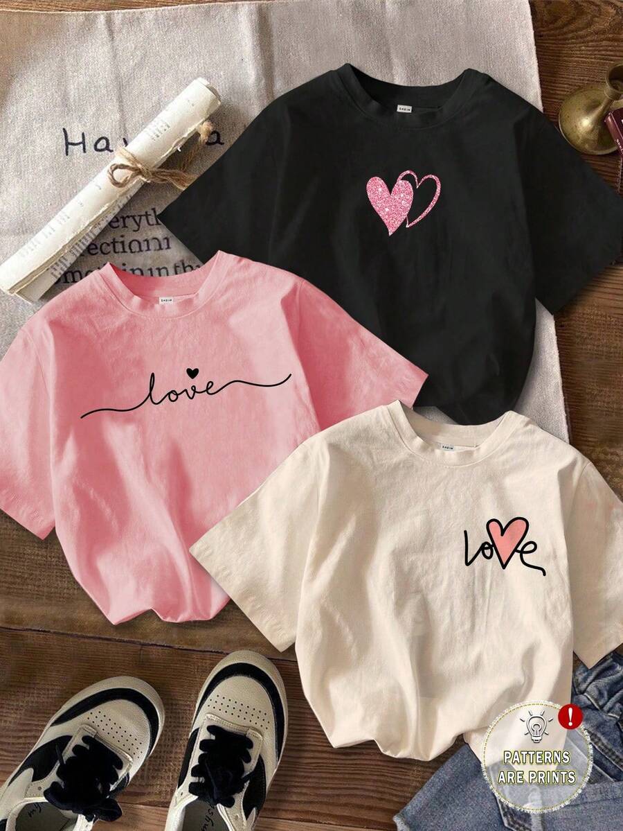 Premium Quality, 100% Cotton, World Cup Women's 3-Piece Set Of Short Sleeve Crew Neck Fitted Crop Tops With Casual Minimalist Graphics Of Heart, Bow And Strawberry - 黑色 - 查看 1