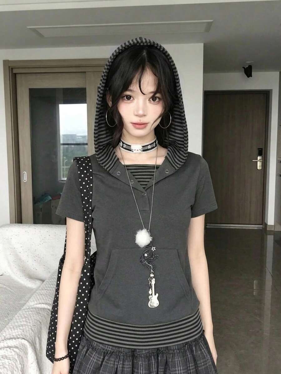 YCYC 韓式風格秋冬條紋拼接鈕扣連帽短袖女款休閒上衣 - 灰色 - 查看 1