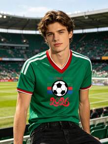 Camiseta de Futbol Verde con Diseño 2026 USA Canada Mexico Estampado de Balon de Futbol para Hombre Deportiva Casual para Juego y Entrenamiento - Verde - Ver 1