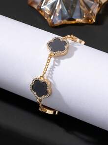 1pc Men's Fashion Design Classic Gray Lucky Five-Leaf Clover Beach Vacation Style Bracelet (No Gift Box) - Grey - View 2