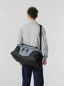 Under Armour Undeniable 5.0 旅行包，大容量男女通用健身训练运动包，1369222-012 - 灰色/黑色 - 查看 2
