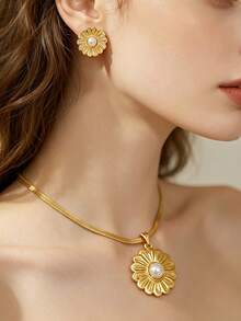 3pcs/1set Gold-Plated Daisy Pearl Pendant Necklace And Earrings Set, Floral Earrings For Women And Girls, Suitable As Mother's Gift, Christmas, Thanksgiving, Halloween, Wedding, Carnival Party/Ball/Gathering/Daily/Beach Accessories, Anniversary, Valentine's Day, Bohemian Style Jewelry, Birthday, Bridesmaid Gift. - Jewelry Set - View 5