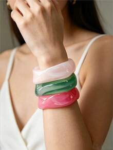 Asymmetrical Resin Bracelet, Luxury Minimalist Design, Fashionable Unique Accessory - Multicolor - View 1