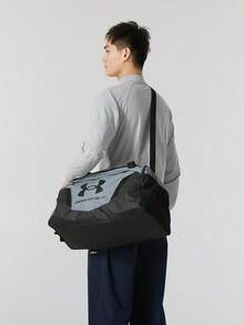 Under Armour Undeniable 5.0 旅行包，大容量男女通用健身训练运动包，1369222-012 - 灰色/黑色 - 查看 1