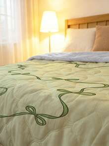 1pc Ultra Soft Cooling Blanket - Lightweight All Season Bedding, With Stylish Bow Pattern, 100% Polyester Fiber, Machine Washable Suitable For Single/Double Bed, Hotel, Camping And Home Decor, Hotel Grade Luxury Bedding|Modern Stitched Design - Green - View 5