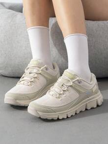 Skechers 女士透气休闲运动鞋，健身跑步训练鞋，轻便户外露营鞋，180271-NTMT - 自然色/多色 - 查看 2