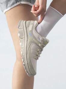 Skechers 女士透气休闲运动鞋，健身跑步训练鞋，轻便户外露营鞋，180271-NTMT - 自然色/多色 - 查看 1