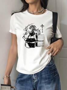 Figura femenina con aura misteriosa rodeada de letras góticas que evocan fuerza interior y elegancia moderna camiseta de mujer casual cómoda y creativa - Blanco - Ver 8