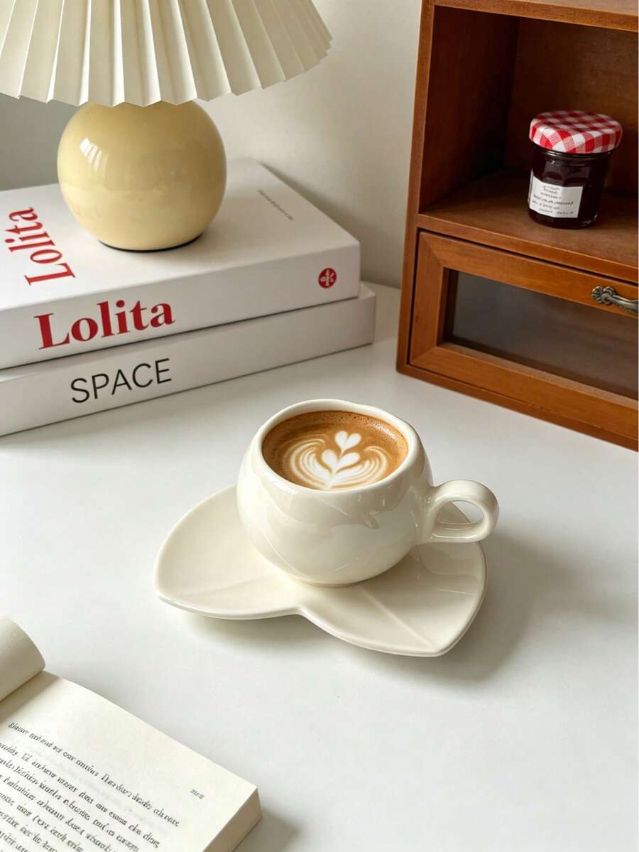 6set/1set Taza de café y platillo de tulipán crema 90ML Taza de espresso, cerámica resistente al calor, gruesa y fácil de limpiar, perfecta para servir espresso y café árabe. Estas tazas de café estilo saudí son ideales para el té de la tarde, cafeterías y uso en la cocina - un gran regalo. Adecuado para el té de la tarde en el hogar, beber en la oficina - Multicolor - Ver 1