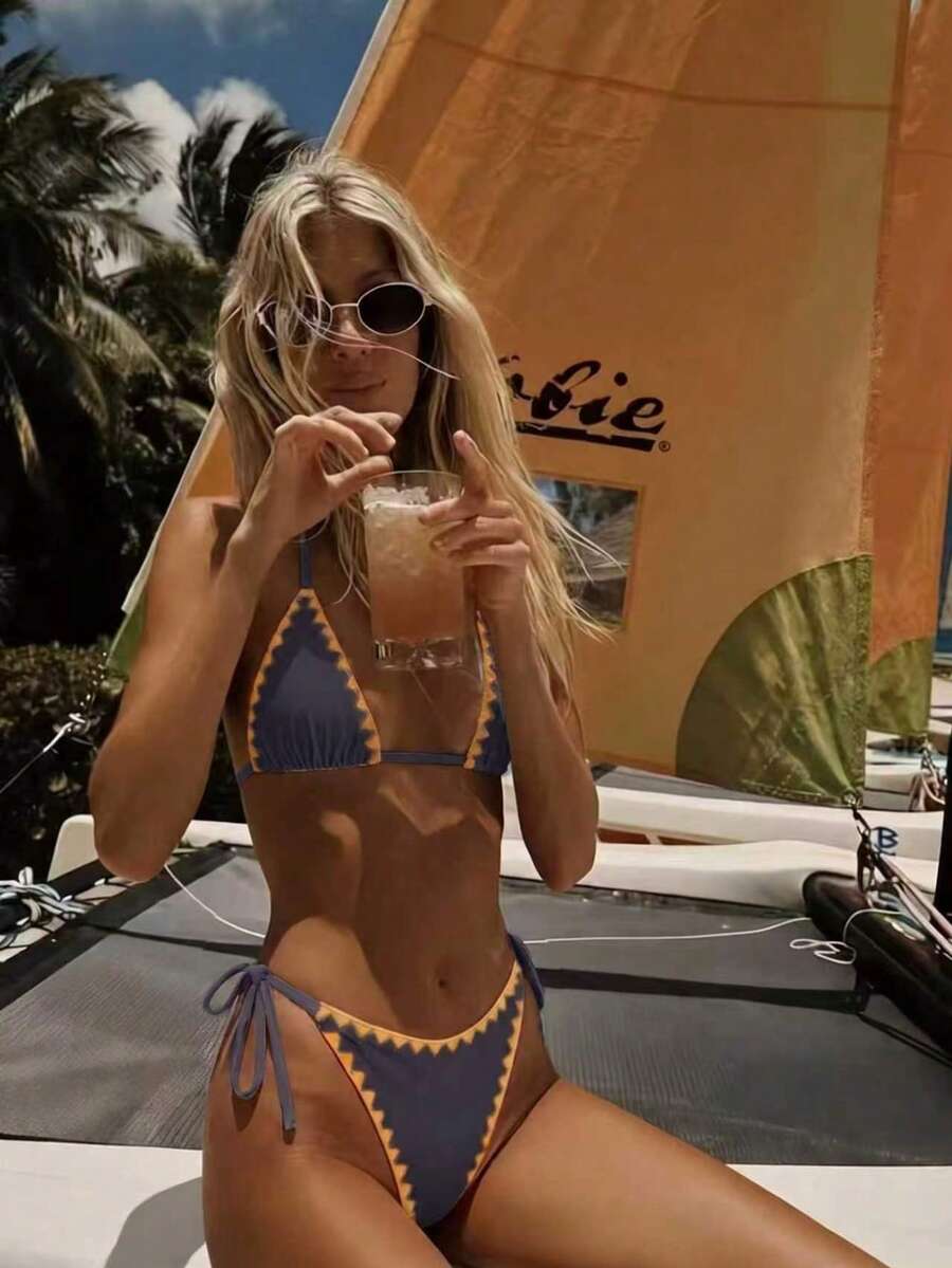 Women's Colorblock Ruffle Trim Bikini Set, Featuring Adjustable Triangle Cups And Tie Design, Suitable For Beach Vacation And Retro Style Summer - Dusty Blue - View 1