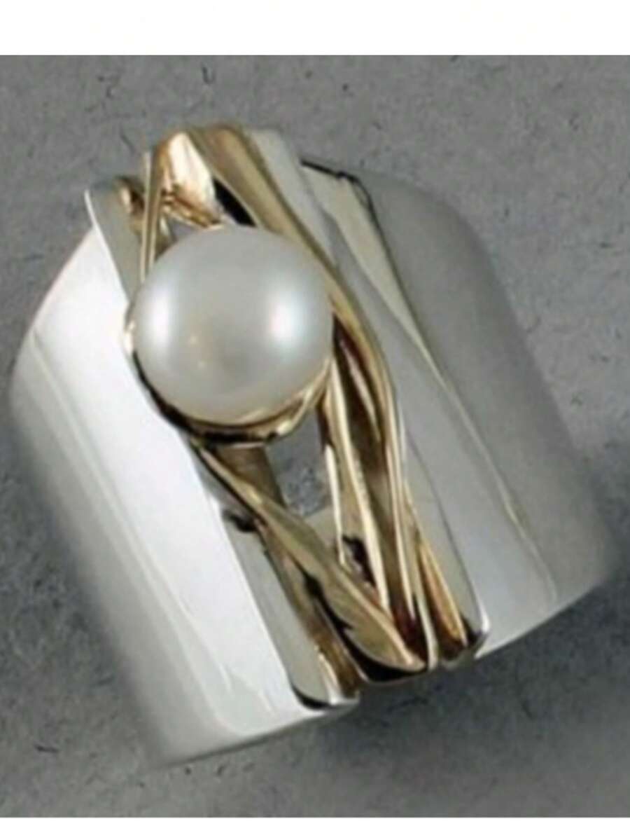 Two-Tone Wide Band Ring With Circular Hoop, Modern Abstract Twisted Ring, Artistic Hollow Design Jewelry For Women, Unique Everyday Accessory - Two-color - View 1