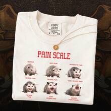 Retro-Fußball-T-Shirt für WM-Fans 2026, lustiges Opossum-Motivshirt, Retro-Gesichts-Shirt, satirisches Tiert-Shirt, verrücktes humorvolles Geschenk - 1 - Übersicht 1