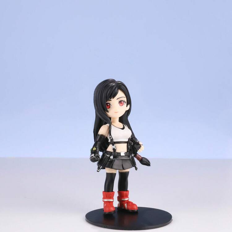 VII (FF/7) Tifa Lockhart Q版卡通公仔，原版遊戲服裝，PVC材質收藏娃娃，附圓形黑色底座，適合汽車儀表板裝飾、展示收藏及粉絲生日禮物 - 彩色 - 查看 9