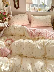 Bộ 3 món vỏ chăn hoa phong cách Hàn Quốc, vải sợi giặt mềm, hai mặt, 1 vỏ chăn kèm 2 vỏ gối, không bao gồm ruột chăn, chất liệu vải sợi giặt thân thiện với da, nhẹ và thoáng khí, chống nhăn, thoải mái cho mọi mùa. 1 vỏ chăn + 2 vỏ gối, không bao gồm ruột chăn hoặc ruột gối; thiết kế khóa kéo ẩn, dễ dàng tháo lắp ruột chăn. Phù hợp cho ký túc xá, căn hộ cho thuê, phòng ngủ chính, món quà hoàn hảo cho các cô gái thích phong cách đồng quê nhẹ nhàng. Giặt máy nước lạnh, sấy nhiệt độ thấp, chống phai màu và co rút sau nhiều lần giặt. - Nhiều màu - Xem 3