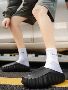 2026 Verano Nuevas Pantuflas Mules para Hombres Suela Gruesa Sandalias de Playa Sandalias para Mujeres Ligeras Antideslizantes Sandalias Casuales para Exteriores - Negro - Ver 4