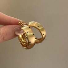Fashion Geometric Circular Polka Hoop Earrings For Women Simple Temperament Metal Hoop Earrings Party Accessory Gift - Multicolor - View 2