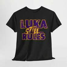 Luka Still Rules Unisex Thick Cotton T-Shirt, Graphic Sports T-Shirt, Basketball Fan T-Shirt, Casual Wear, Gift For Sports Lovers - 黑色 - 查看 1