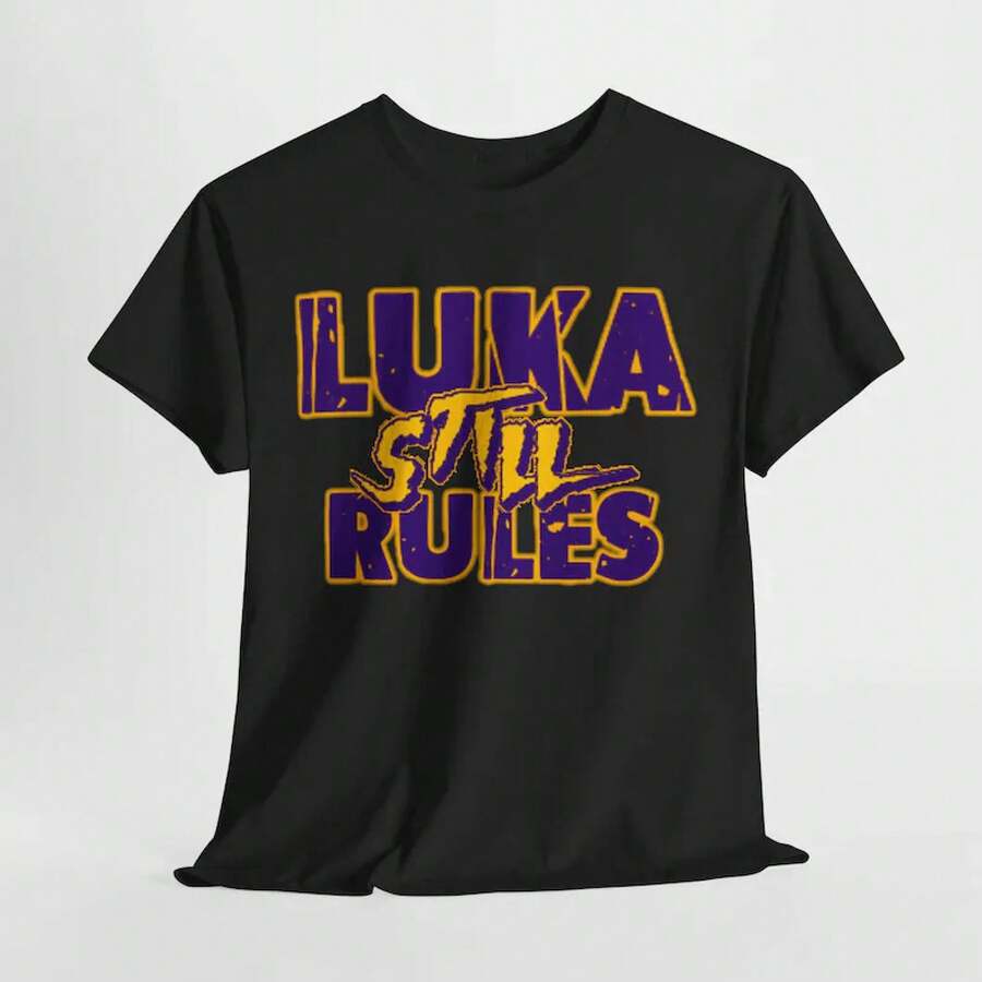 Luka Still Rules Unisex Thick Cotton T-Shirt, Graphic Sports T-Shirt, Basketball Fan T-Shirt, Casual Wear, Gift For Sports Lovers - 黑色 - 查看 1