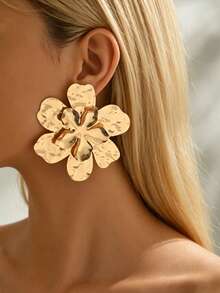 1 Pair Fashionable Elegant Exaggerated Personalized Metal Style Double Layer Flower Shaped Women's High-End Stud Earrings - Yellow Gold - View 1