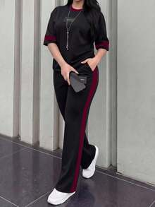 2 piezas Conjunto de camiseta de manga corta de cuello redondo y pantalones sueltos de cintura elástica para mujer, uso diario casual elegante de verano en color negro - Negro + Borgoña - Ver 1