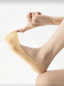 5/10 Paia di Calzini Invisibili da Donna in Nylon Ultra Sottili e Leggeri Neri, Calzini Fodera, Calzini Invisibili, Stile Antiscivolo, Adatti per Occasioni di Affari, Abbigliamento Casual e Vari Tipi di Scarpe Come Ballerine, Tacchi Alti, Mocassini e Sneaker, Perfetti per Lavoro, Shopping, Camminare, Feste e Uso Quotidiano a Casa. Festa della Mamma - Multicolore - Visualizzare 7