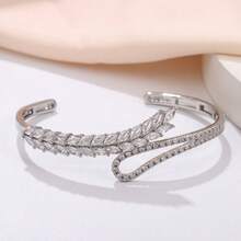 1 Set Pulsera y Anillo Abierto con Diseño de Hoja Incrustado en Cobre con Circonita Cúbica y Pedrería Completa - Colocar - Ver 4