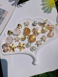 20 piezas Serie de Verano Encantos para Zapatos, Incluye Estrella de Mar 3D, Concha, Caracol, Decoraciones de Moda DIY para Zapatos de Jardín, Sandalias y Otros Zapatos, Regalo de Vacaciones - Dorado - Ver 3