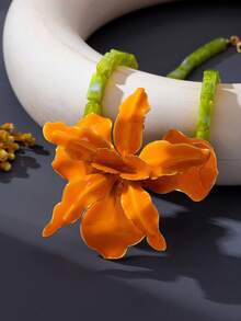 1pc Enamel White 3D Asymmetric Flower Necklace, Handmade Beaded Fashion High-End Elegant Cute Sweet Floral Choker Necklace, Exquisite Unique - Orange - View 3