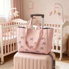 Tas Popok Ringan untuk Ibu, Tas Bayi Berbahan Quilted, Tas Ganti Popok untuk Anak Perempuan, Tas Penyimpanan Popok dengan Pita untuk Aktivitas Luar Ruangan, Warna Pink, Tersedia Dua Ukuran - MultiWarna - View 6