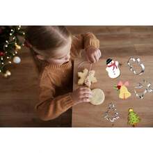 - Juego de 6 cortadores de galletas de Navidad para hornear, para rbol de Navidad, camin, cortadores de galletas de acero inoxidable, cascabel de mueco de nieve, moldes para hornear pasteles, decoracin de Navidad - Estilo 3: Camión de árbol - Ver 3