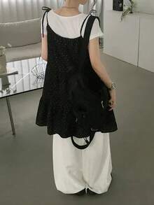 Tank Top Camisole Kasual Wanita Motif Polkadot dengan Hem Berkerut, Warna Hitam, untuk Musim Panas - Hitam - View 8
