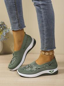 Van Skr Elegant Women's Summer Ballet Flats, Chinese Style Embroidered Knit Mesh Mom Shoes - SK320 Green - View 5